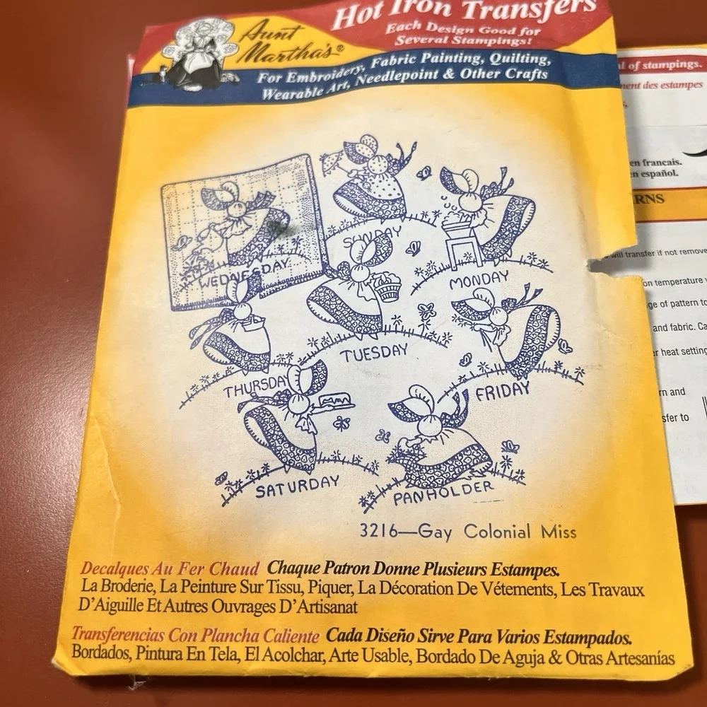 NIP 2 AUNT MARTHA Hot Iron Transfers #3534 #3216 Birds Galore Colonial Miss week